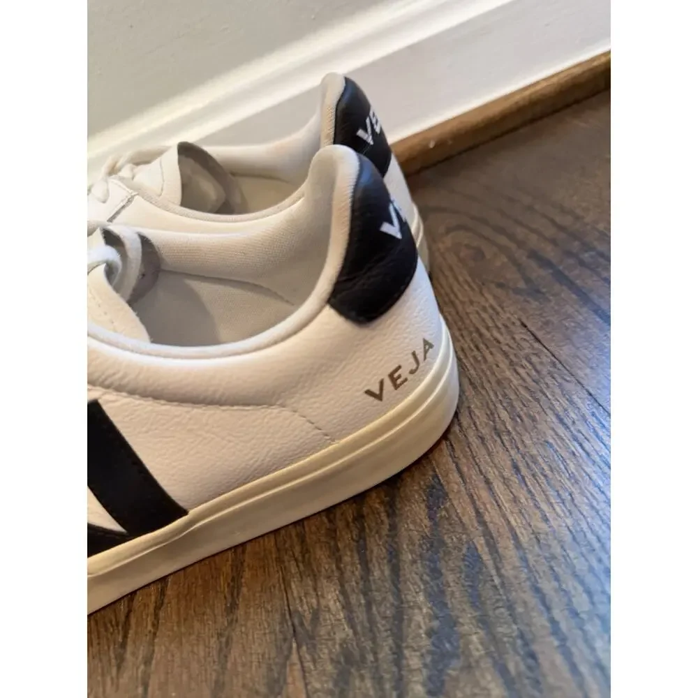 Veja Campo Sneaker White/black Leather Women's Sz @ $180